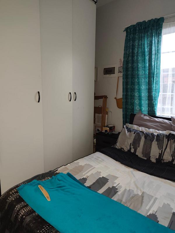 1 Bedroom Property for Sale in Rustenburg Central North West